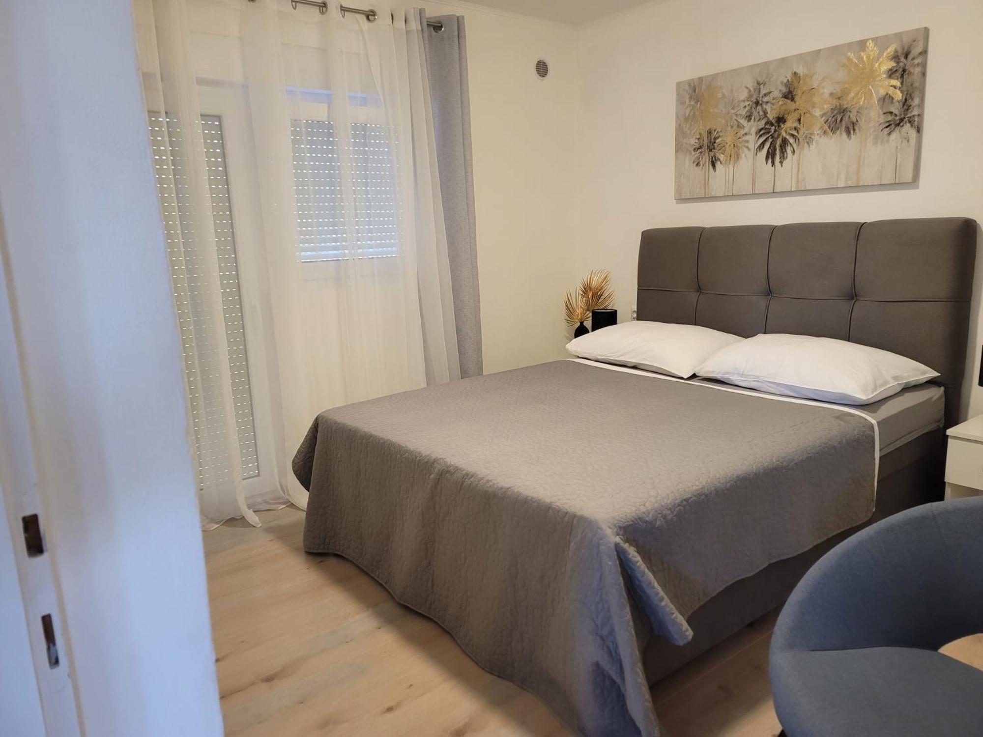 Apartments Lanterna Ražanac Rom bilde